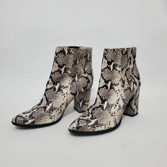 Seychelles Leather Reptile Print Ankle Boots - Picture 3 of 8